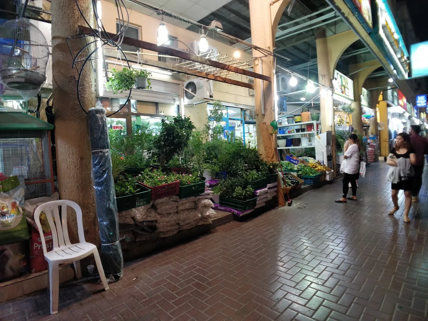 Satwa Market